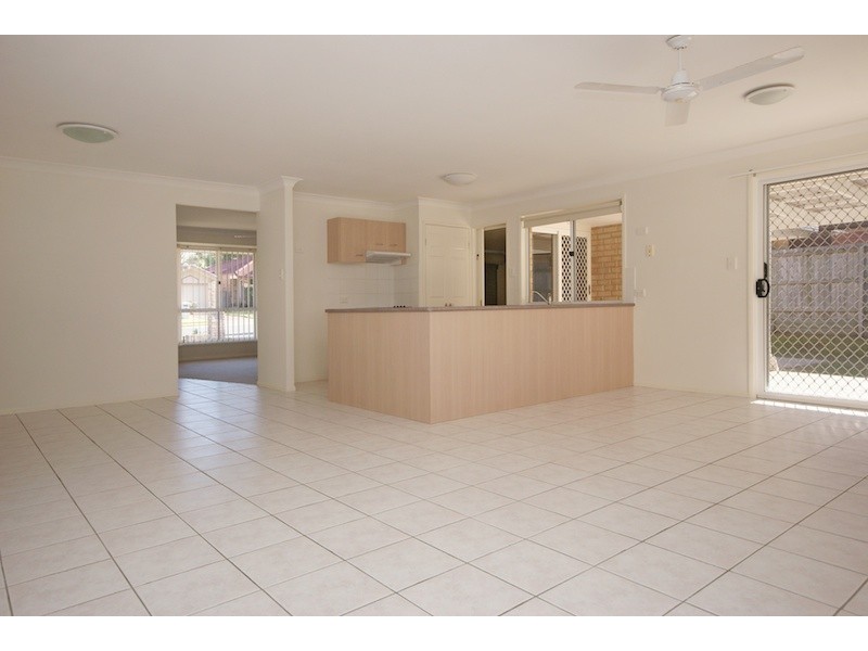 48 Centennial Way, Forest Lake QLD 4078