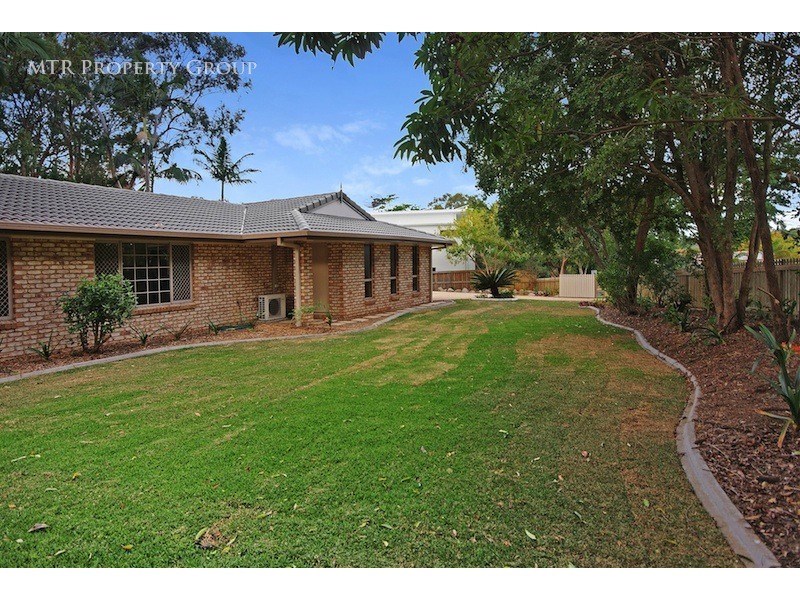 33 Renoir Crescent, Forest Lake QLD 4078