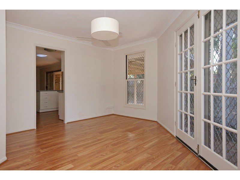 33 Renoir Crescent, Forest Lake QLD 4078
