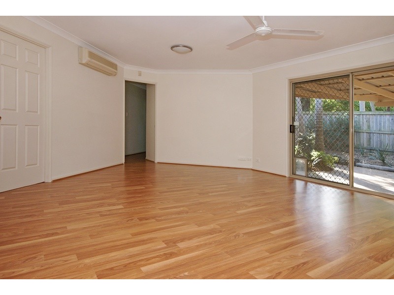 33 Renoir Crescent, Forest Lake QLD 4078