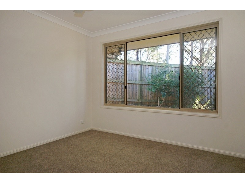 33 Renoir Crescent, Forest Lake QLD 4078