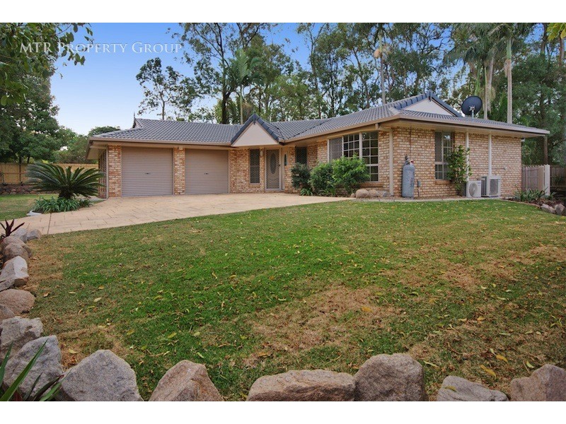 33 Renoir Crescent, Forest Lake QLD 4078