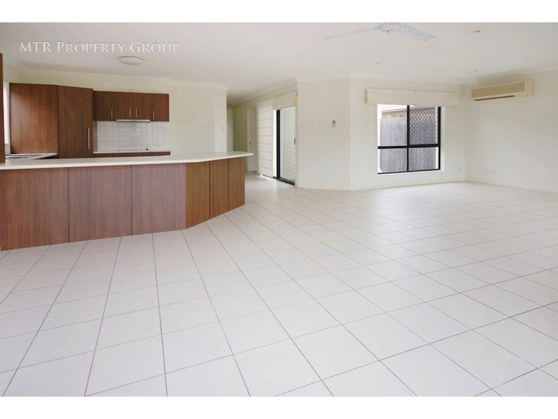 9 Cobourg Street, Forest Lake QLD 4078