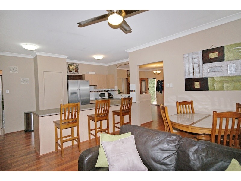 35 Eungella Terrace, Forest Lake QLD 4078