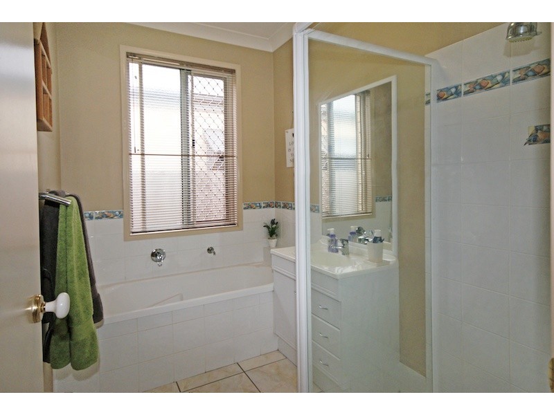 35 Eungella Terrace, Forest Lake QLD 4078