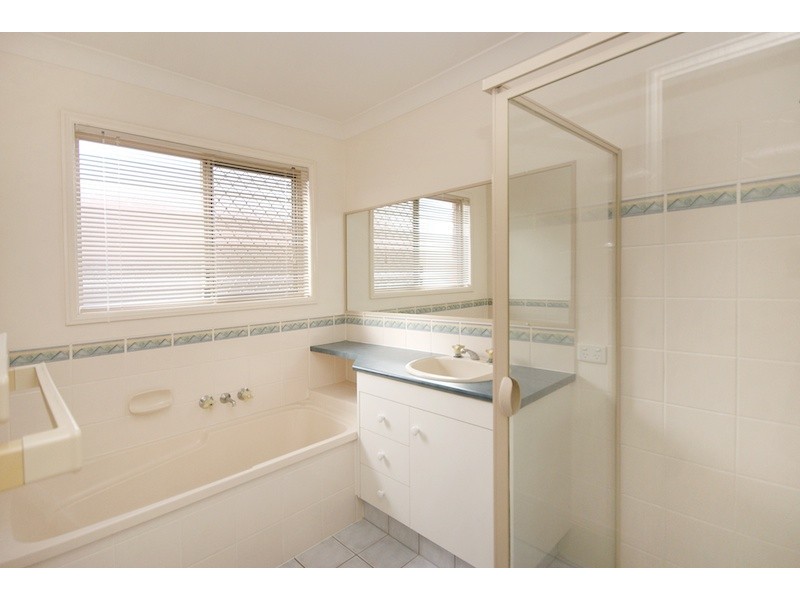 56 Central Street, Forest Lake QLD 4078