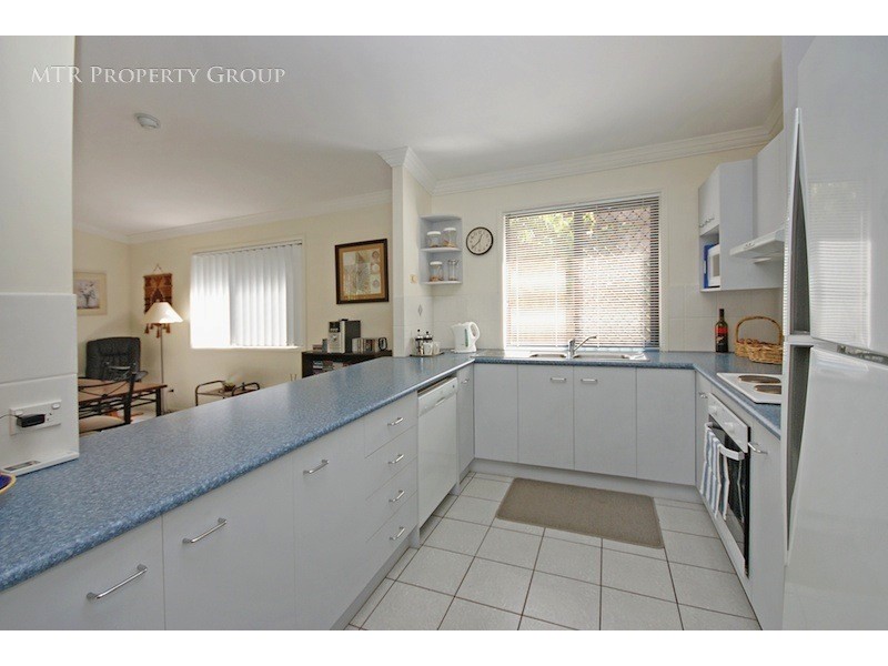 13 Regents Circuit, Forest Lake QLD 4078