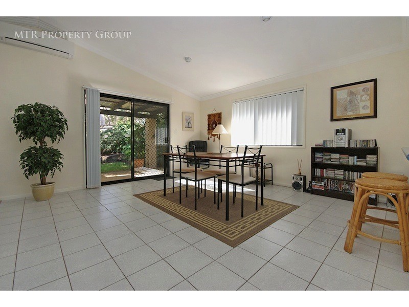 13 Regents Circuit, Forest Lake QLD 4078