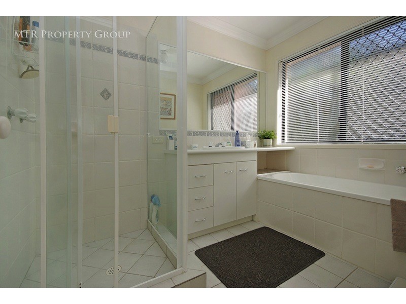 13 Regents Circuit, Forest Lake QLD 4078