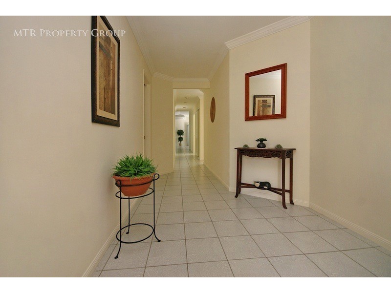 13 Regents Circuit, Forest Lake QLD 4078