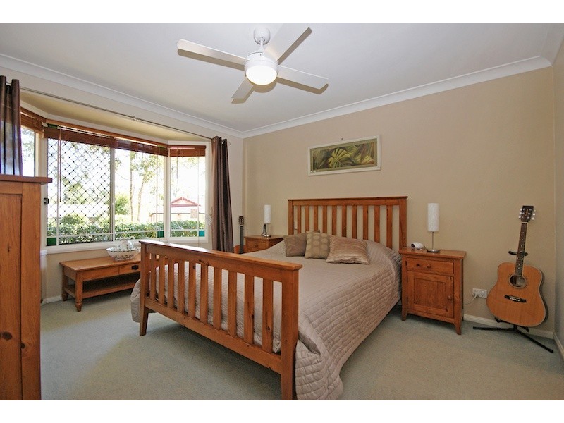 3 Ballandean Close, Forest Lake QLD 4078