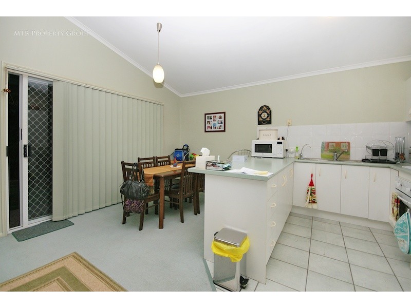 5 Princeton Place, Forest Lake QLD 4078