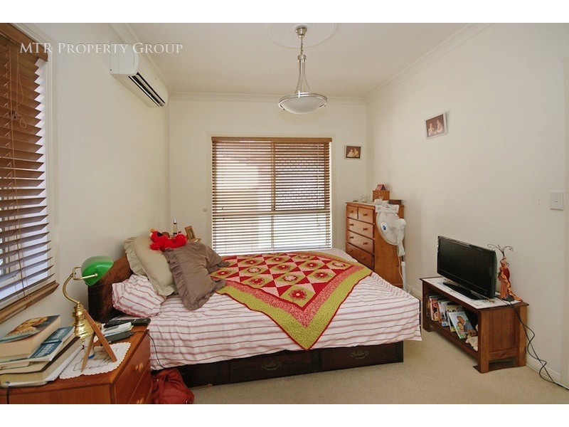 10 Mannix Place, Forest Lake QLD 4078