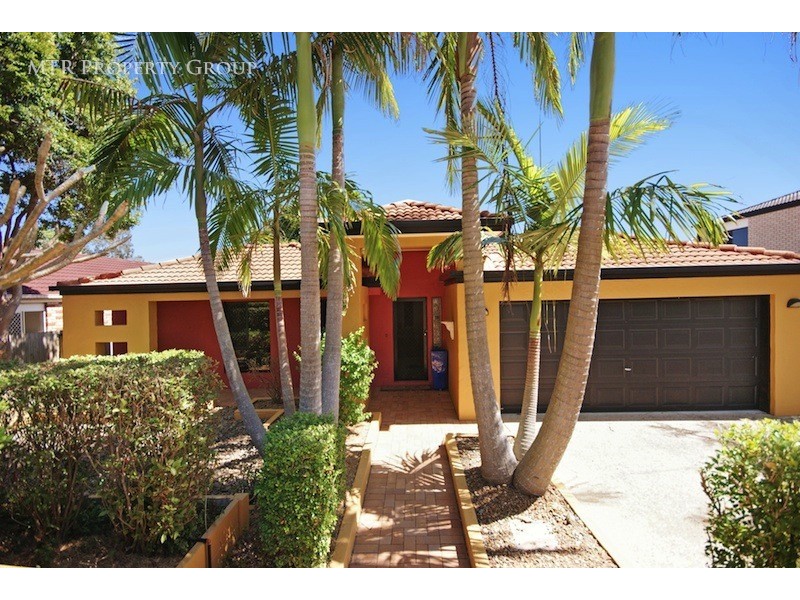 10 Pintail Crescent, Forest Lake QLD 4078