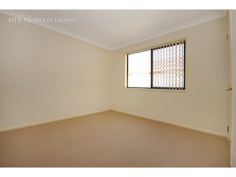 10 Pintail Crescent, Forest Lake QLD 4078