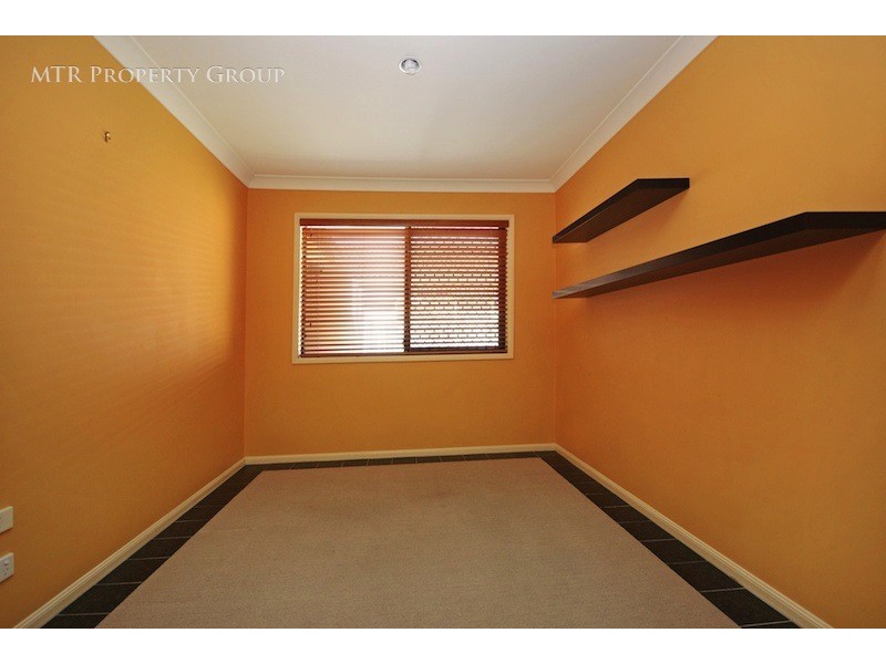 10 Pintail Crescent, Forest Lake QLD 4078