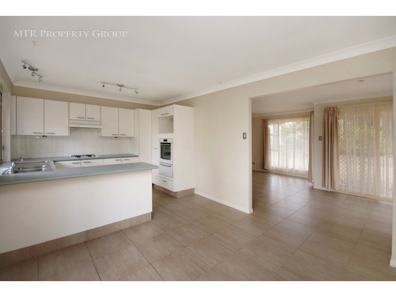 206 Rudyard Street, Forest Lake QLD 4078