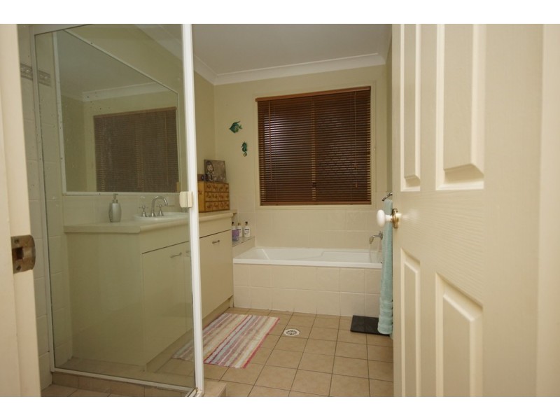 25 Killarney Street, Forest Lake QLD 4078