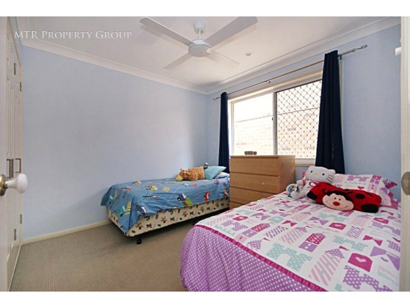 25 Rimu Cres, Forest Lake QLD 4078