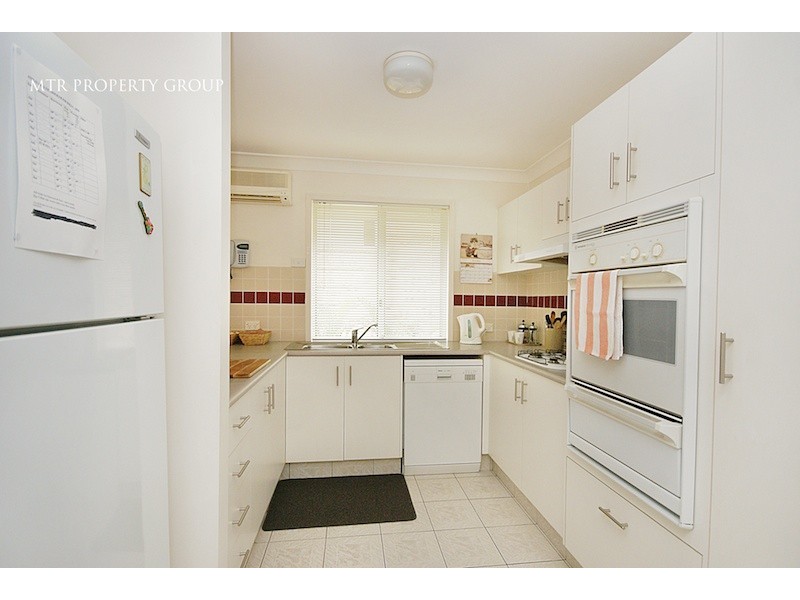 24 Noumea Place, Forest Lake QLD 4078