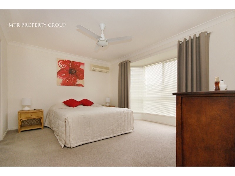 24 Noumea Place, Forest Lake QLD 4078
