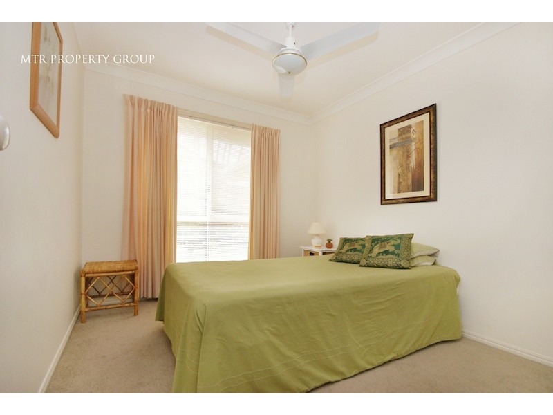 24 Noumea Place, Forest Lake QLD 4078