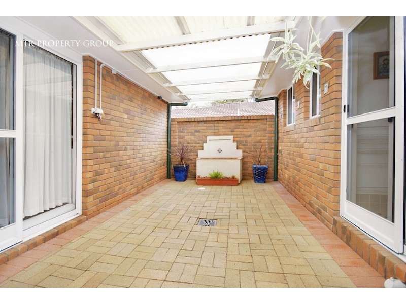 24 Noumea Place, Forest Lake QLD 4078