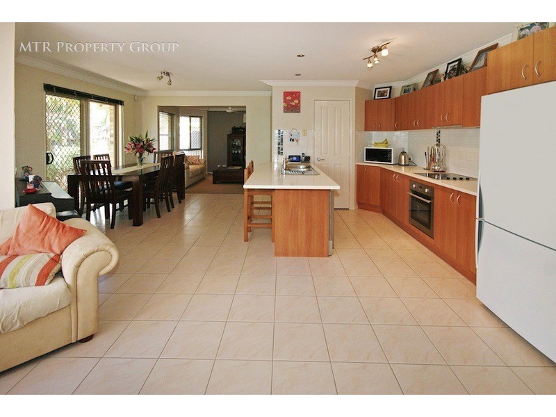 22 Kondalilla Parade, Forest Lake QLD 4078