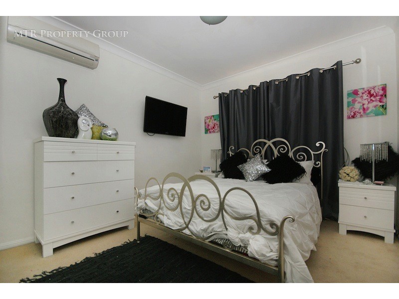 12 Mahogany Place, Forest Lake QLD 4078