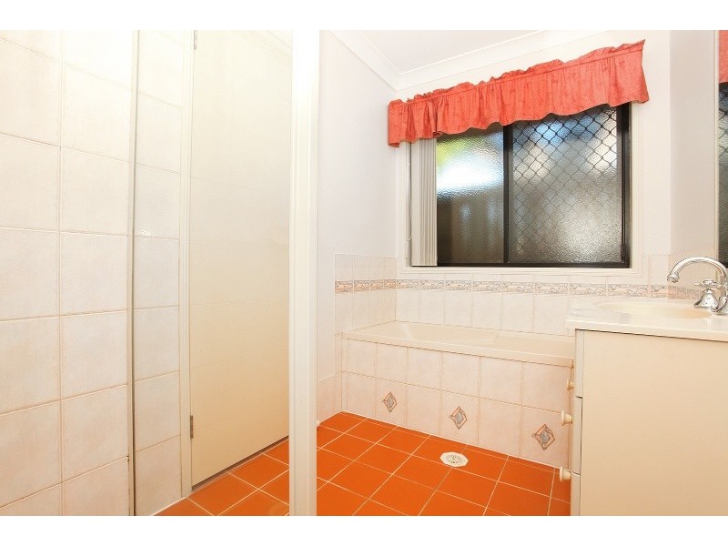 82 Mulgrave Crescent, Forest Lake QLD 4078