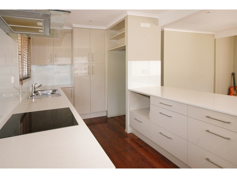 16 Iris Street, Gailes QLD 4300