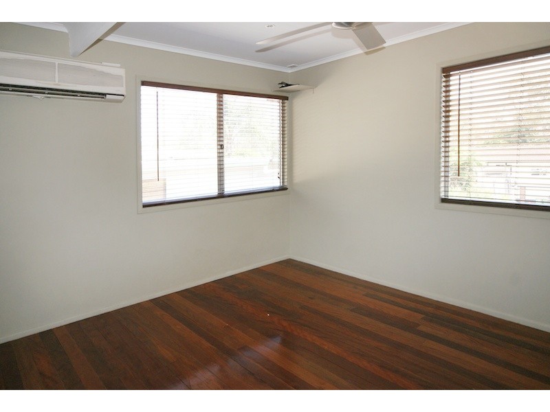 16 Iris Street, Gailes QLD 4300