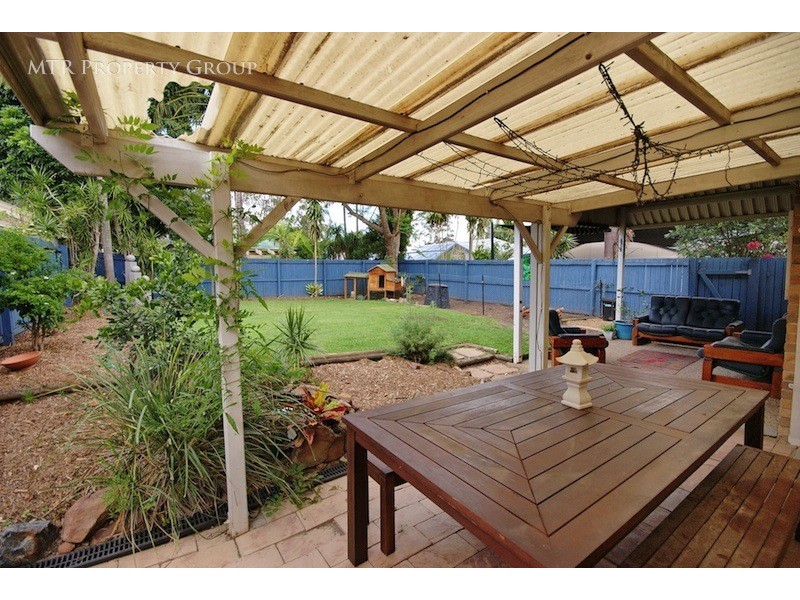 8 Cedar Close, Forest Lake QLD 4078