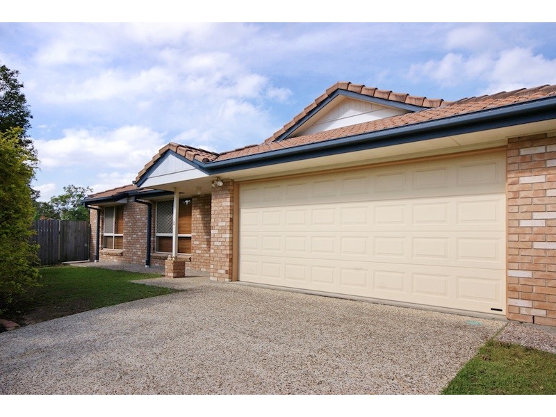 11 Diamondy Close, Forest Lake QLD 4078