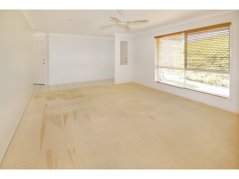 11 Diamondy Close, Forest Lake QLD 4078