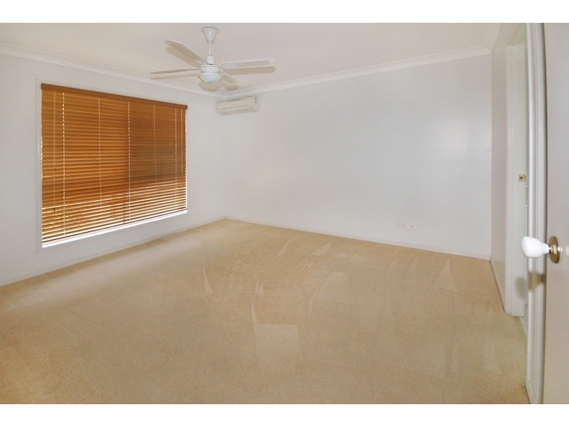 11 Diamondy Close, Forest Lake QLD 4078