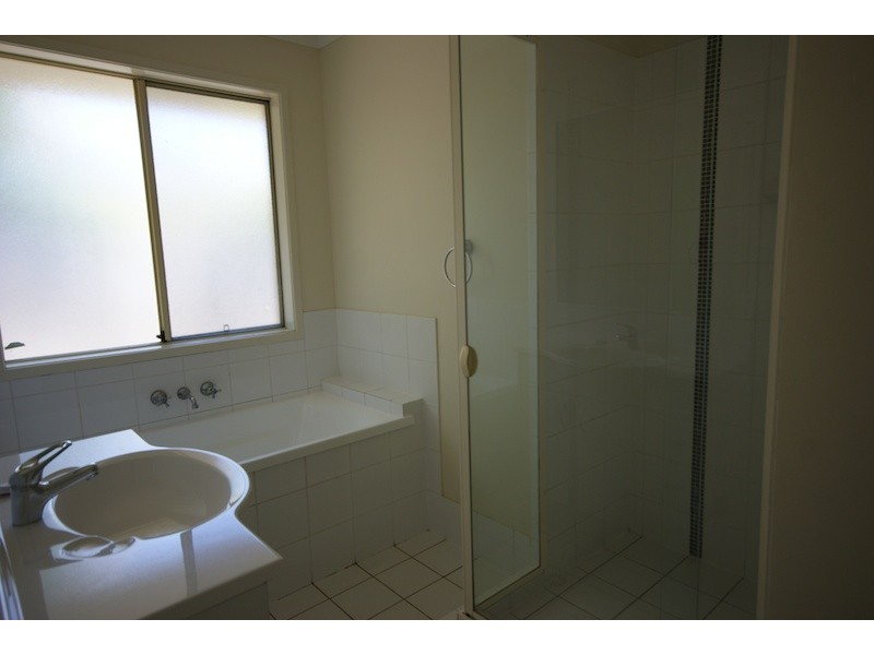 6 Nullarbor Cct, Forest Lake QLD 4078