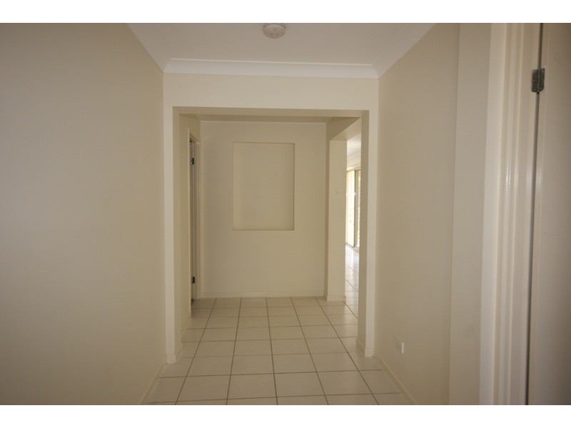 6 Nullarbor Cct, Forest Lake QLD 4078