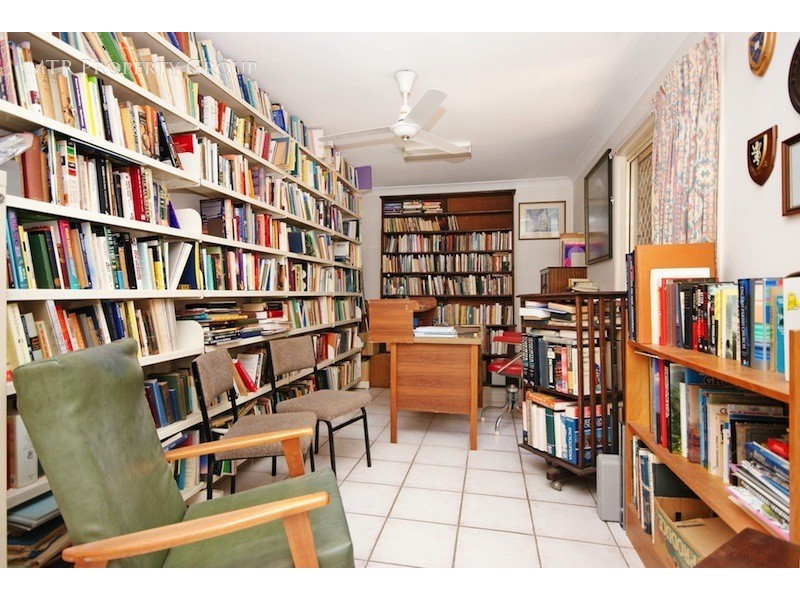 7 Baccata Place, Forest Lake QLD 4078