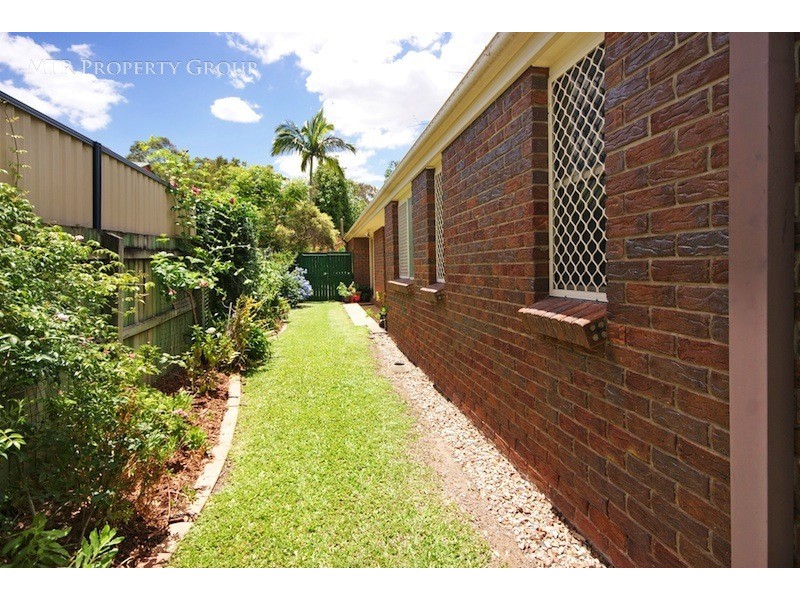 7 Baccata Place, Forest Lake QLD 4078