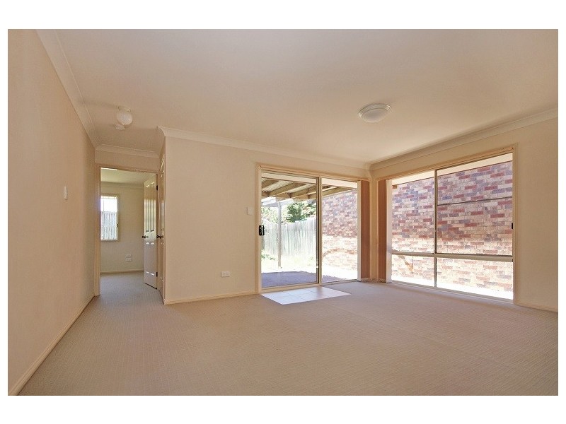 87 Brooklands Cct, Forest Lake QLD 4078