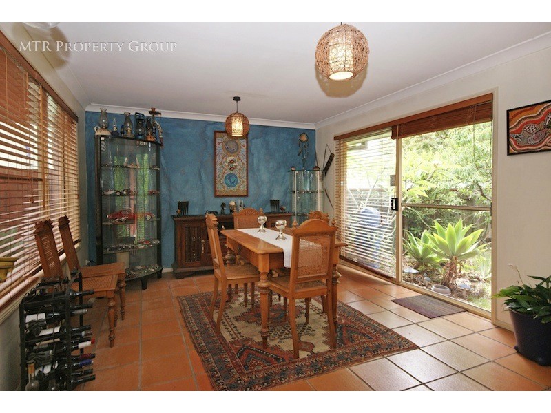 42 Rimu Crescent, Forest Lake QLD 4078