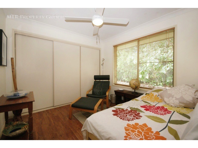 42 Rimu Crescent, Forest Lake QLD 4078