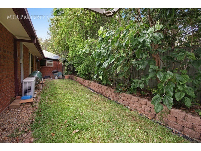 42 Rimu Crescent, Forest Lake QLD 4078