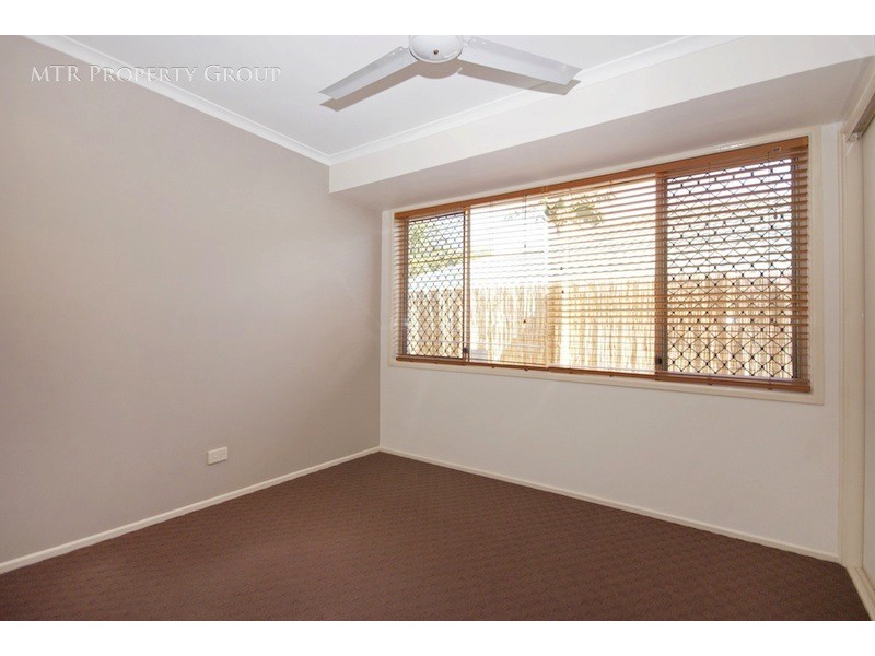 8 Burke Place, Forest Lake QLD 4078