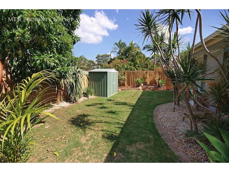 8 Burke Place, Forest Lake QLD 4078