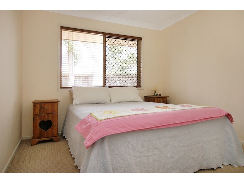 4 Yarraman Place, Forest Lake QLD 4078