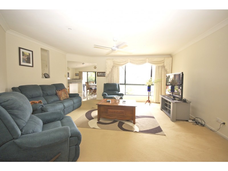 5 Berrington Close, Forest Lake QLD 4078