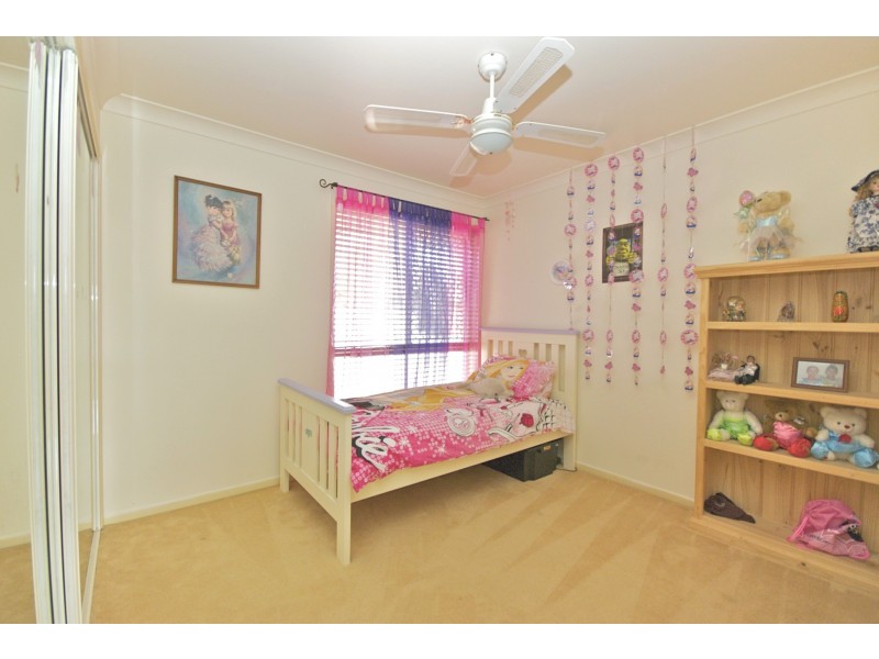 5 Berrington Close, Forest Lake QLD 4078