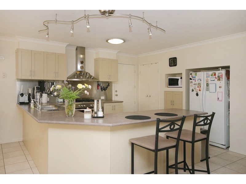 48 Ithaca Way, Forest Lake QLD 4078